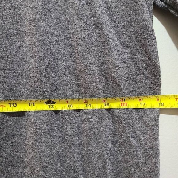 Tek Gear Shirt Women's Large Gray Solid Crew Neck Tee Shirt On The Go Top - Picture 13 of 14